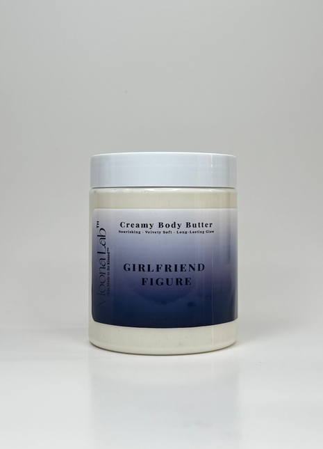 GIRLFRIEND FIGURE - Inspired by Good Girl - Carolina Herrera